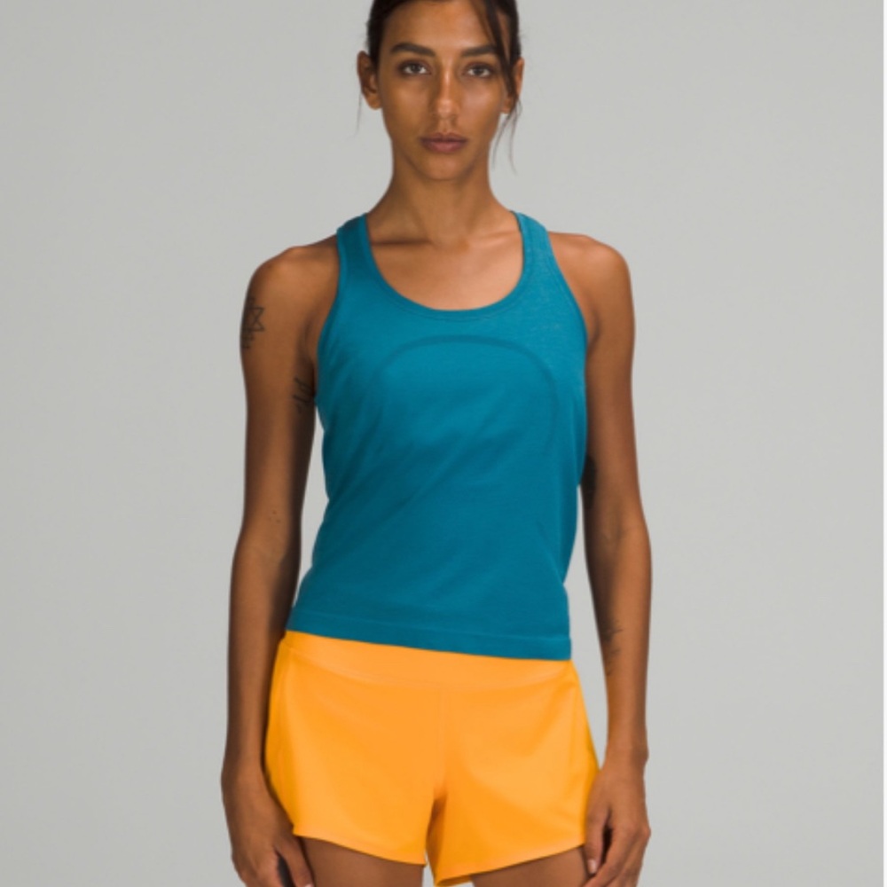 Lululemon swiftly racerback tank 2.0 race length in Capri / capture blue